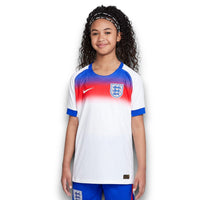Equipación de casa para niños de Inglaterra 2025/2026
