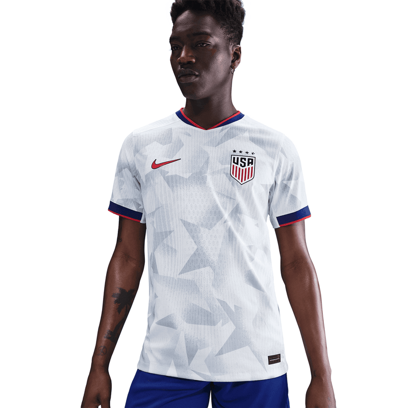 EE. UU. USWNT 2025 Camiseta de local brillante - Versión jugador [Corte ajustado]