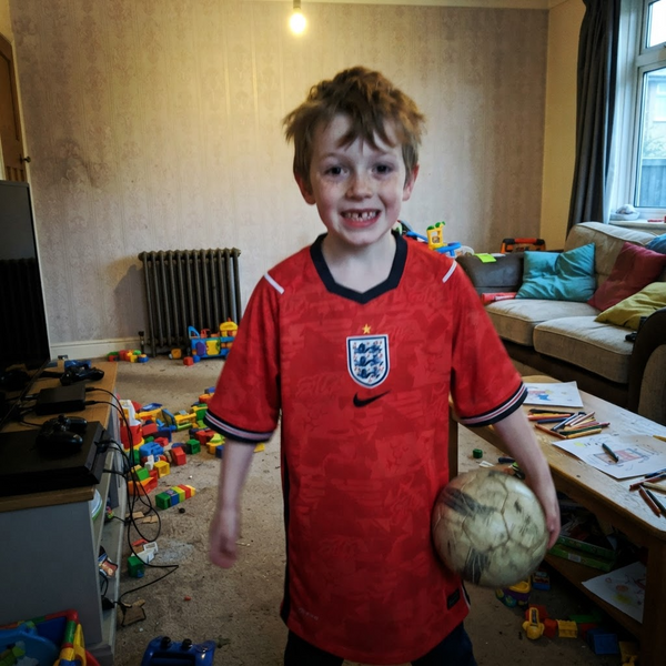 Oliver Bennett