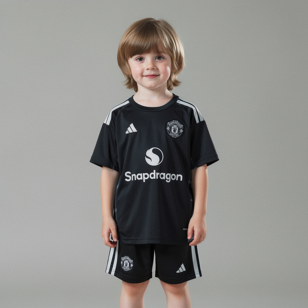 Manchester United 2026 Goalkeeper Kids Kit
