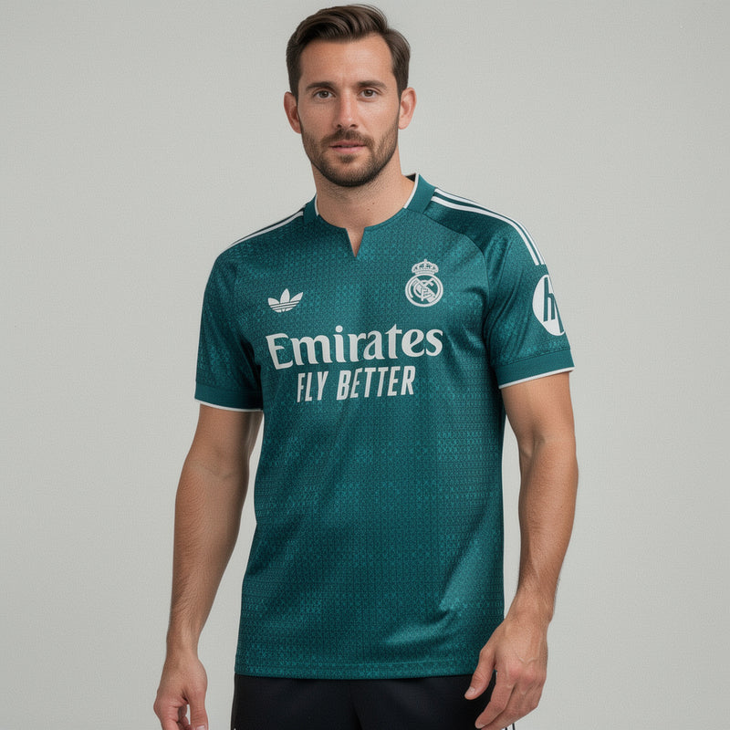 Real Madrid Versión Fan Visitante 26/27
